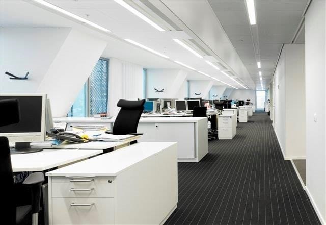 Toimisto – kudottu Vorwerk Nandou Design matto
